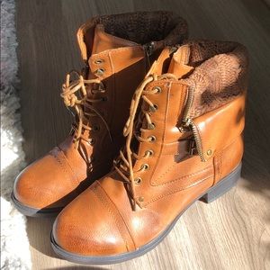 Torrid Brown Sweater Knit Combat Boots Size 10 New